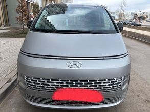 фото Hyundai Staria 2021 года с пробегом за 20000000 тенге в undefined - фото 2