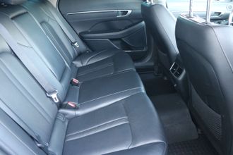 фото Hyundai Sonata 2021 года с пробегом за 10000000 тенге в undefined - фото 2