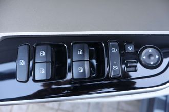 фото Hyundai Custin 2024 года с пробегом за 12990000 тенге в undefined - фото 2