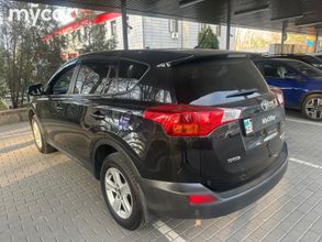 фото Toyota RAV4 2013 года с пробегом за 9000000 тенге в undefined - фото 4