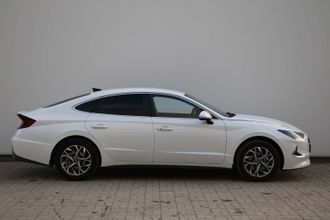 фото Hyundai Sonata 2021 года с пробегом за 10000000 тенге в undefined - фото 3