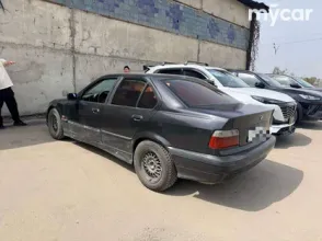 фото BMW 3 серия 1994 года с пробегом за 1800000 тенге в undefined - фото 2