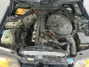 фото Mercedes-Benz E-Класс 1992 года с пробегом за 1400000 тенге в undefined - фото 2