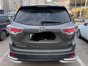 фото Toyota Highlander 2014 года с пробегом за 12000000 тенге в undefined - фото 4