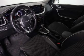 фото Kia XCeed 2024 года с пробегом за 9590000 тенге в undefined - фото 3