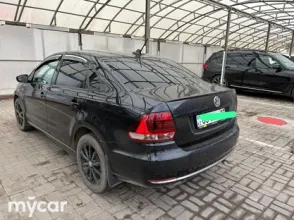 фото Volkswagen Polo 2018 года с пробегом за 6000000 тенге в undefined - фото 2