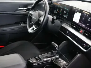 фото Kia Sportage 2024 года с пробегом за 14290000 тенге в undefined - фото 3