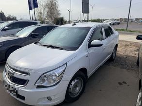 фото Chevrolet Cobalt 2021 года с пробегом за 4000000 тенге в undefined - фото 1