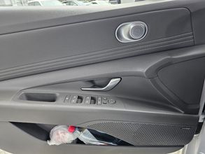 фото Hyundai Elantra 2023 года с пробегом за 10000000 тенге в undefined - фото 2