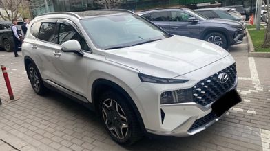 фото Hyundai Santa Fe 2023 года с пробегом за 16000000 тенге в undefined - фото 4