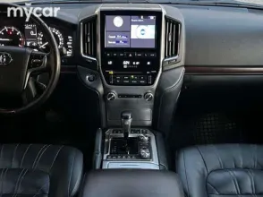 фото Toyota Land Cruiser 2018 года с пробегом за 38490000 тенге в undefined - фото 2