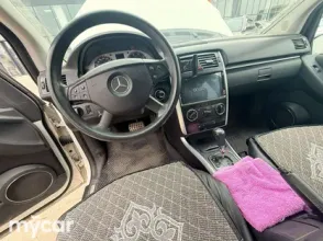 фото Mercedes-Benz B-Класс 2007 года с пробегом за 3500000 тенге в undefined - фото 4