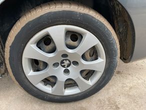 фото Peugeot 408 2014 года с пробегом за 2800000 тенге в undefined - фото 4