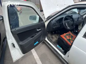 фото LADA Priora 2014 года с пробегом за 1800000 тенге в undefined - фото 2