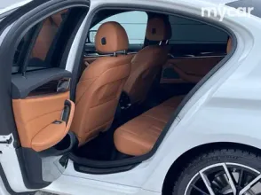фото BMW 5 серия 2022 года с пробегом за 31600000 тенге в undefined - фото 3