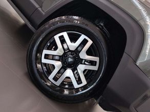 фото Changan Deepal G318 2025 года с пробегом за 16800000 тенге в undefined - фото 2