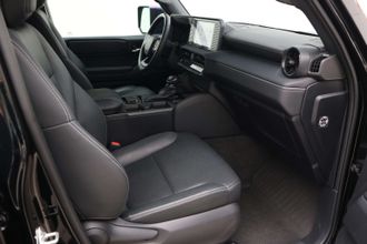 фото Toyota Land Cruiser Prado 2024 года с пробегом за 30000000 тенге в undefined - фото 3