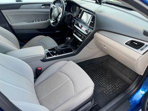 фото Hyundai Sonata 2017 года с пробегом за 7500000 тенге в undefined - фото 4