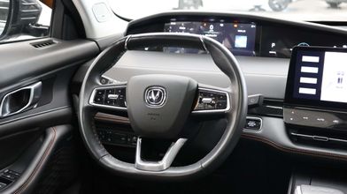 фото Changan UNI-K 2024 года с пробегом за 10790000 тенге в undefined - фото 3