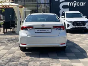 фото Toyota Corolla 2019 года с пробегом за 9772727 тенге в undefined - фото 3