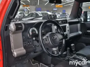фото Toyota FJ Cruiser 2007 года с пробегом за 12000000 тенге в undefined - фото 3