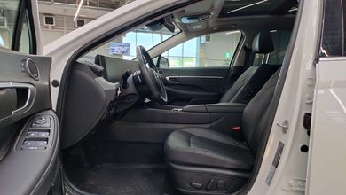 фото Hyundai Sonata 2024 года с пробегом за 15290000 тенге в undefined - фото 3