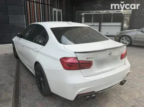 фото BMW 3 серия 2012 года с пробегом за 11000000 тенге в undefined - фото 2