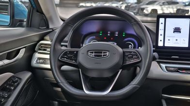 фото Geely Emgrand 2023 года с пробегом за 6590000 тенге в undefined - фото 4