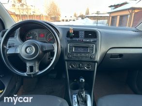 фото Volkswagen Polo 2015 года с пробегом за 1000000 тенге в undefined - фото 2