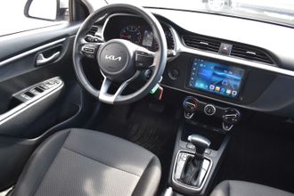 фото Kia Rio 2021 года с пробегом за 6890000 тенге в undefined - фото 4
