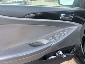 фото Hyundai Sonata 2012 года с пробегом за 4000000 тенге в undefined - фото 4