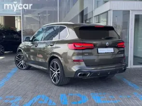фото BMW X5 2022 года с пробегом за 46000000 тенге в undefined - фото 3