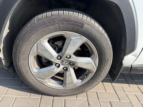 фото Toyota RAV4 2020 года с пробегом за 15000000 тенге в undefined - фото 3