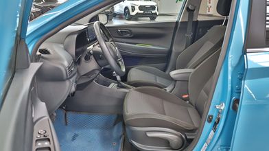 фото Hyundai i20 2023 года с пробегом за 7690000 тенге в undefined - фото 2