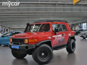 фото Toyota FJ Cruiser 2007 года с пробегом за 12000000 тенге в undefined - фото 1