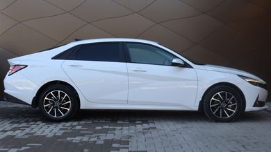 фото Hyundai Elantra 2023 года с пробегом за 7990000 тенге в undefined - фото 2
