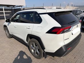 фото Toyota RAV4 2020 года с пробегом за 15000000 тенге в undefined - фото 2