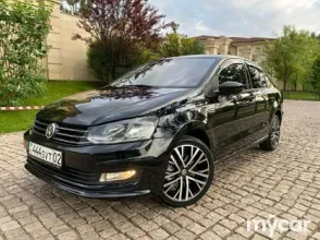 фото Volkswagen Polo 2015 года с пробегом за 1000000 тенге в undefined - фото 2