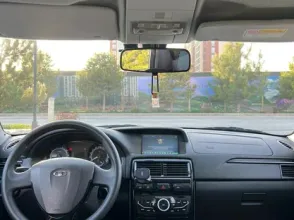 фото Volkswagen Polo 2014 года с пробегом за 1000000 тенге в undefined - фото 3