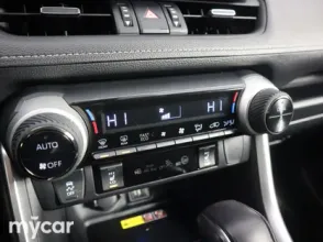 фото Toyota RAV4 2023 года с пробегом за 18590000 тенге в undefined - фото 4