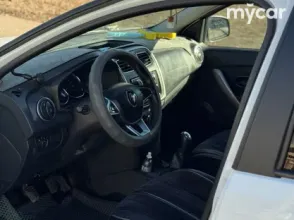 фото Renault Logan 2020 года с пробегом за 4400000 тенге в undefined - фото 4