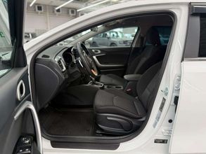 фото Kia Ceed 2023 года с пробегом за 8690000 тенге в undefined - фото 4