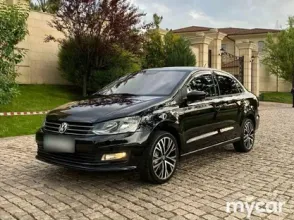 фото Volkswagen Polo 2018 года с пробегом за 1000000 тенге в undefined - фото 3