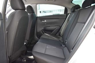 фото Kia Rio 2021 года с пробегом за 6890000 тенге в undefined - фото 4