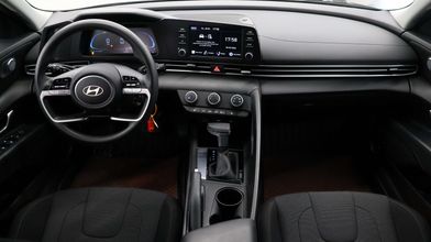 фото Hyundai Elantra 2024 года с пробегом за 9790000 тенге в undefined - фото 2