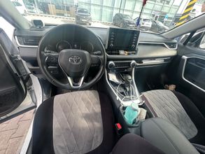 фото Toyota RAV4 2021 года с пробегом за 15000000 тенге в undefined - фото 2