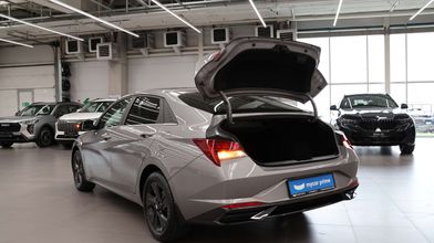 фото Hyundai Elantra 2022 года с пробегом за 8690000 тенге в undefined - фото 3