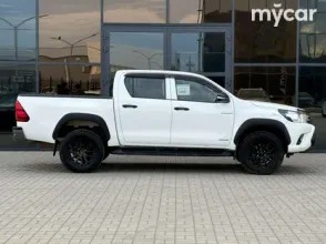 фото Toyota Hilux 2017 года с пробегом за 12500000 тенге в undefined - фото 4