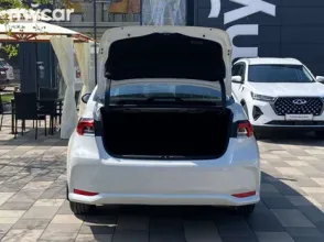 фото Toyota Corolla 2019 года с пробегом за 9772727 тенге в undefined - фото 2