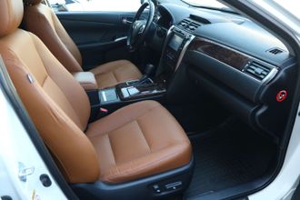 фото Toyota Camry 2017 года с пробегом за 12750000 тенге в undefined - фото 3